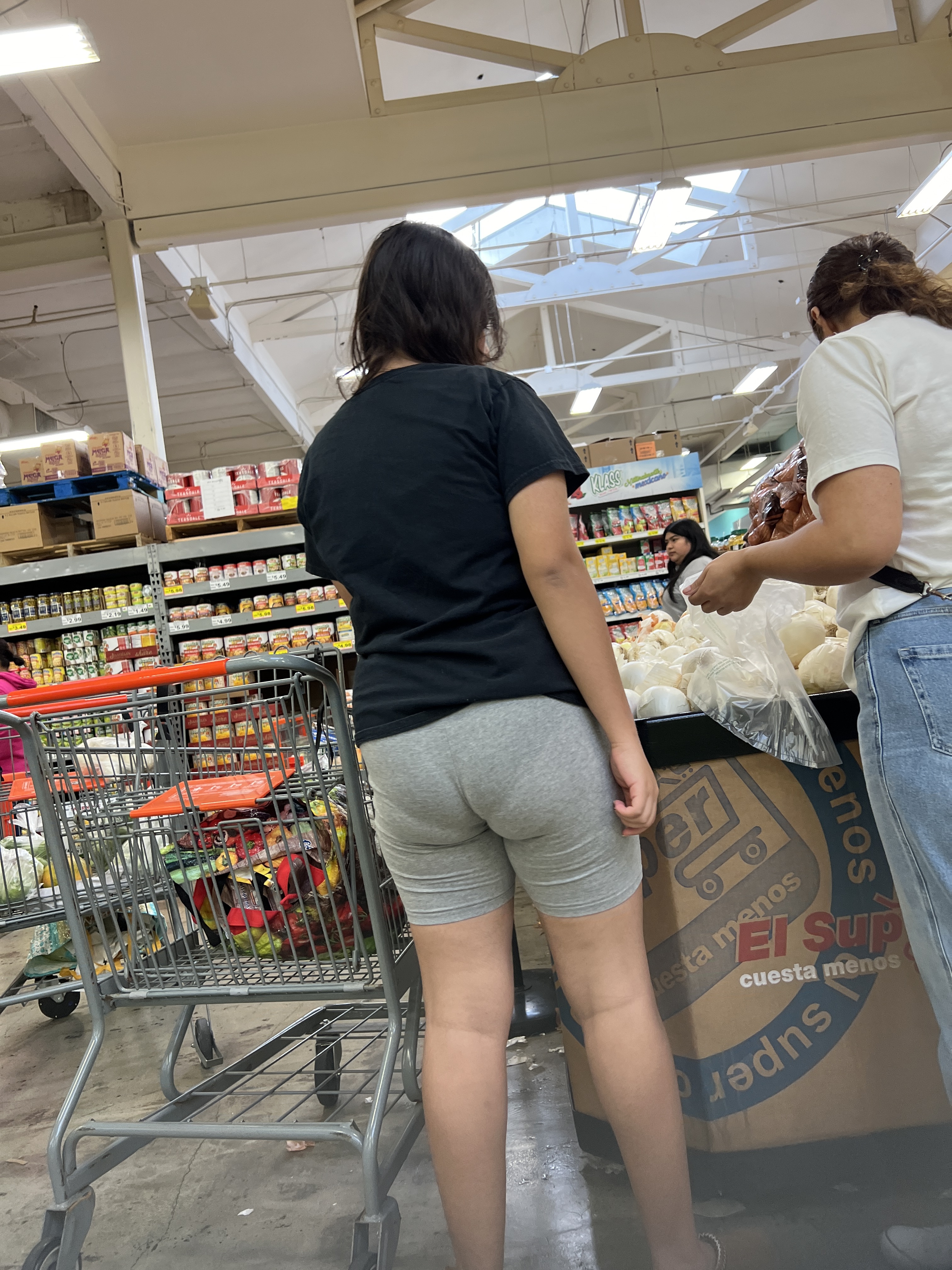 College freshman Latina VPL 🍑